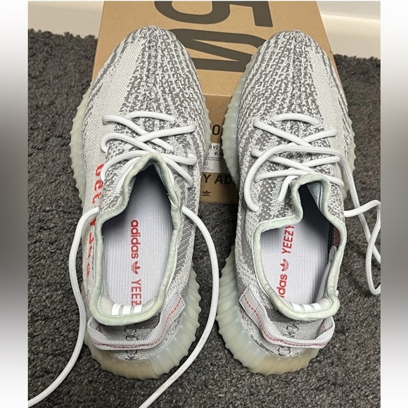 Yeezy Boost 350 V2 Light Gray with Red Highlights - Picture 7 of 9